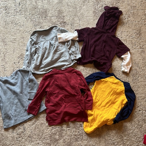 Boys bundle of 5 long sleeve 12 months tops - Picture 12 of 12